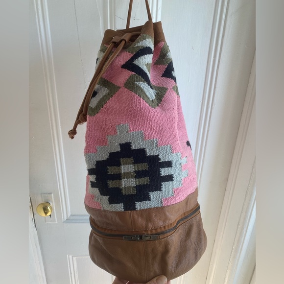 Urban Outfitters Ecote Kilim Aztec
Bucket Bag - Picture 2 of 11